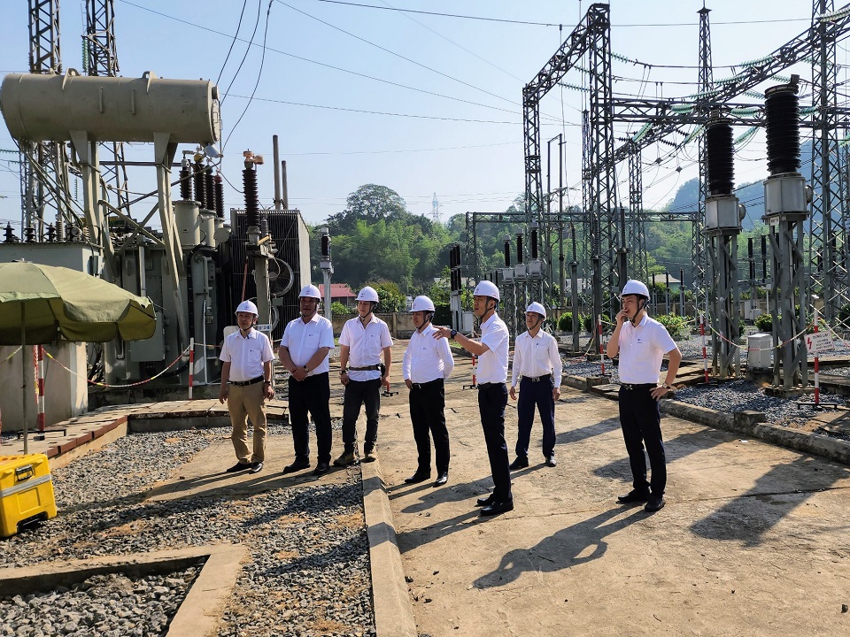 UBND tỉnh Sơn La đồng hành cùng ngành điện trong đảm bảo cung ứng điện mùa nắng nóng